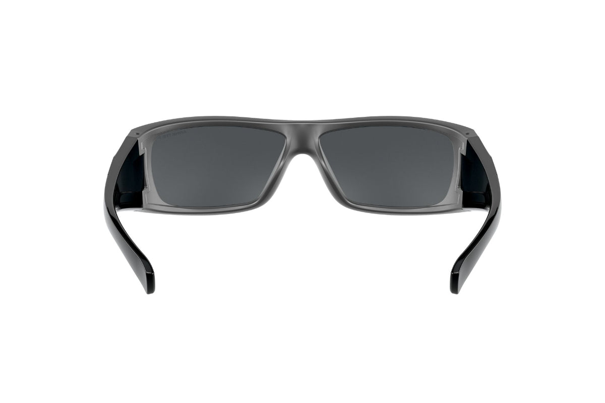 Lentes de Sol Matte Black Polarizado Arnette Sustentable