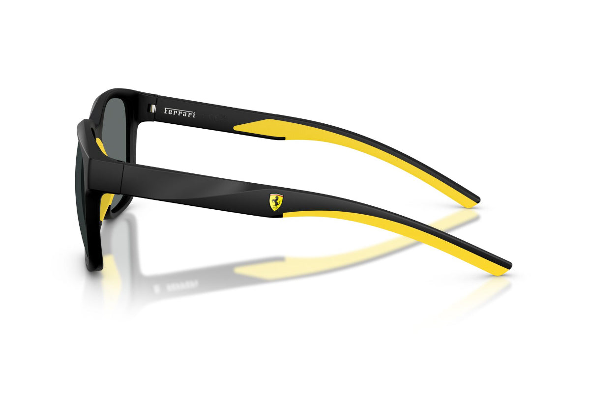 Scuderia Ferrari Lentes de Sol Polarizados FZ6019D
