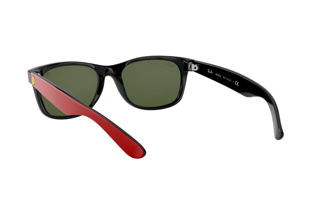 Ray-Ban Ferrari Lentes de Sol New Wayfarer RB2132M
