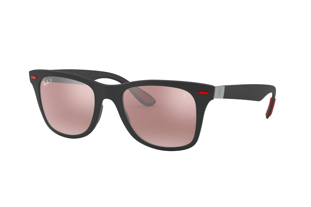 Ray-Ban Ferrari Lentes de Sol Wayfarer Liteforce Polarizados RB4195M