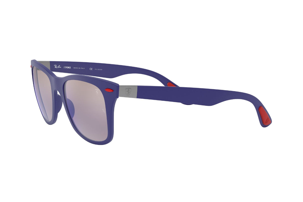 Ray-Ban Ferrari Lentes de Sol Wayfarer Liteforce Polarizados RB4195M