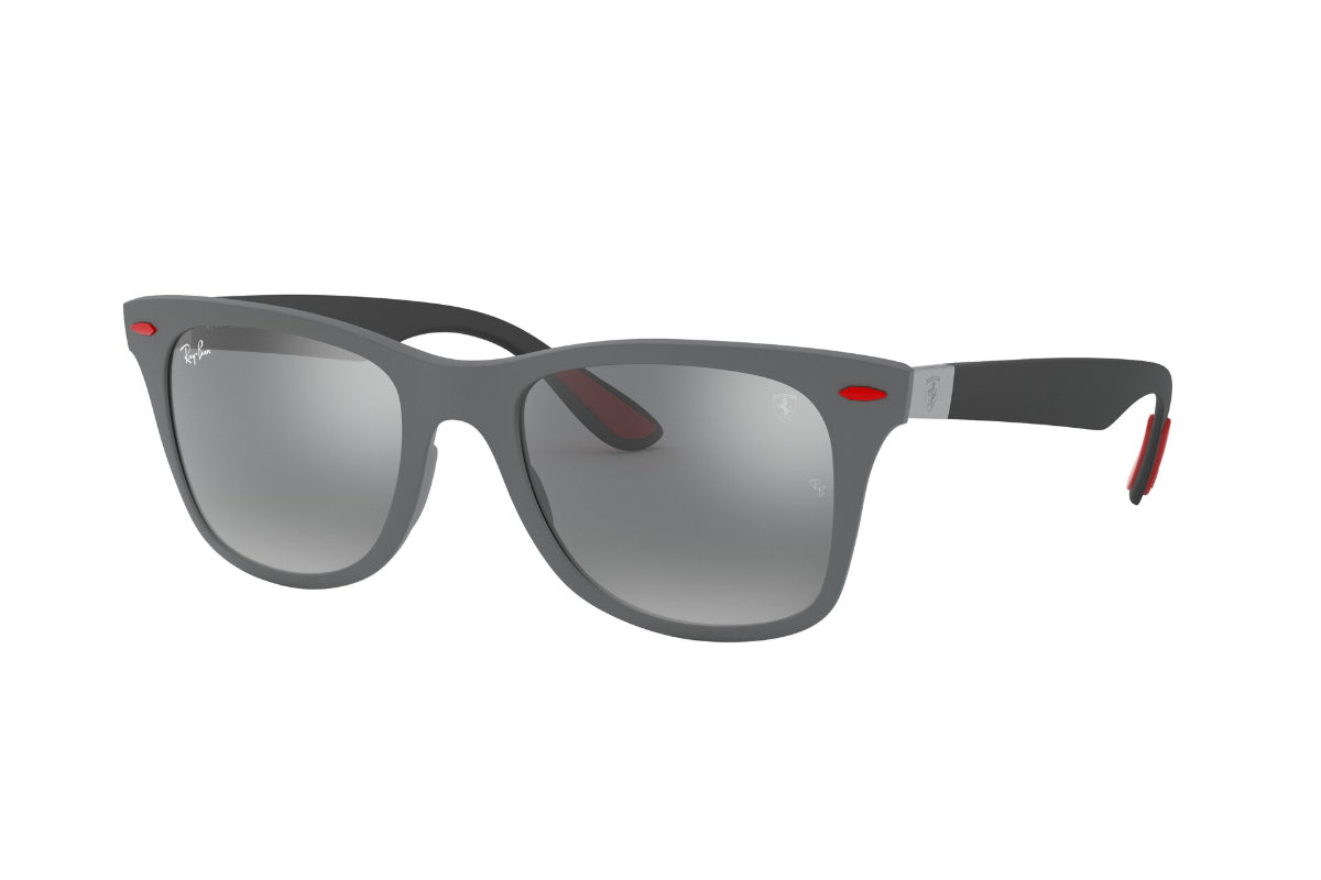 Ray-Ban Ferrari Lentes de Sol Wayfarer Liteforce Espejados RB4195M