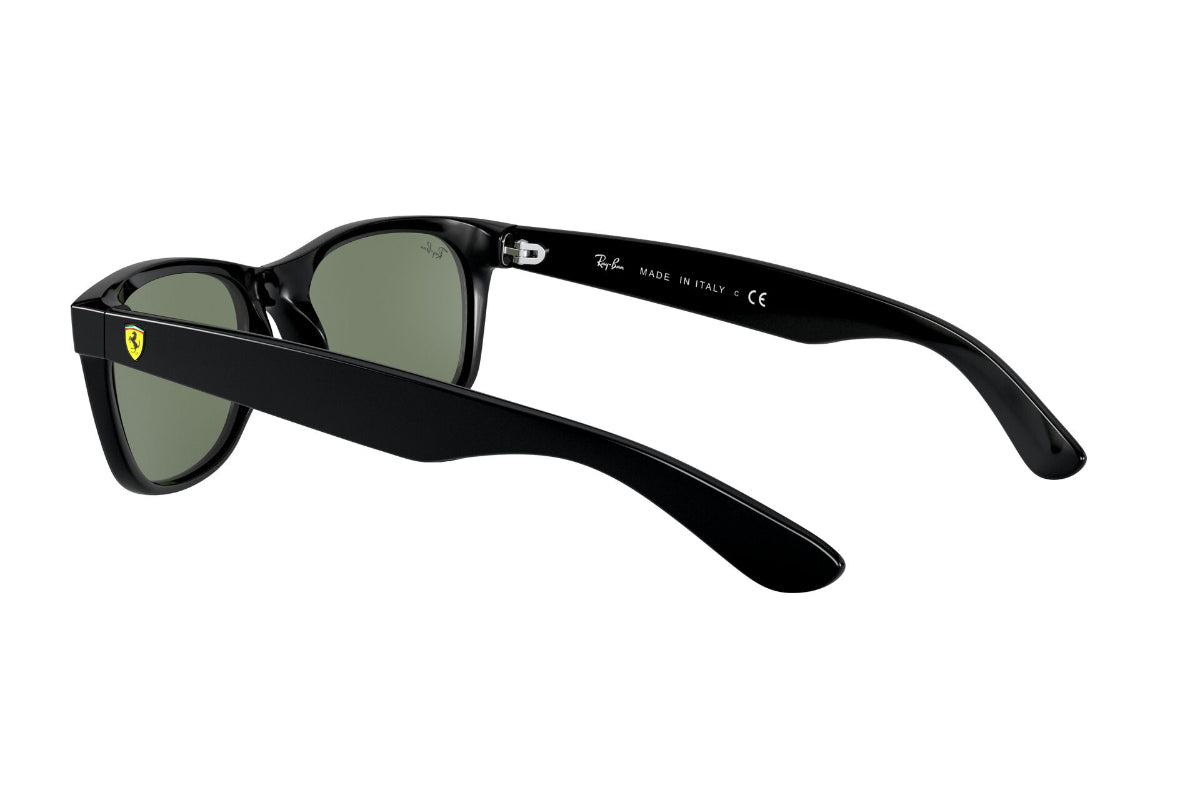 Ray-Ban Ferrari Lentes de Sol New Wayfarer RB2132M