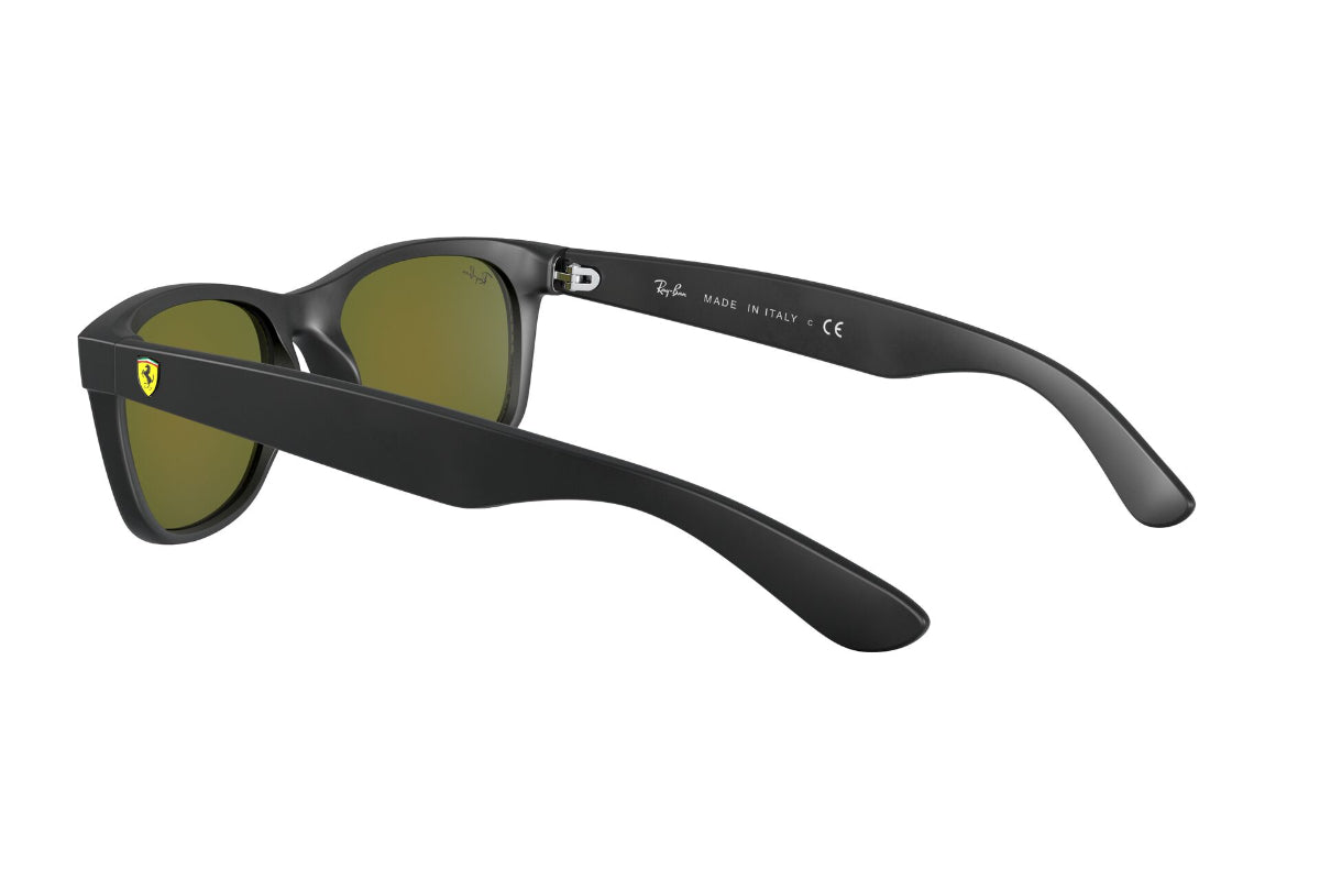Ray-Ban Ferrari Lentes de Sol New Wayfarer Espejados RB2132M