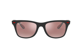 Ray-Ban Ferrari Lentes de Sol Wayfarer Liteforce Polarizados RB4195M