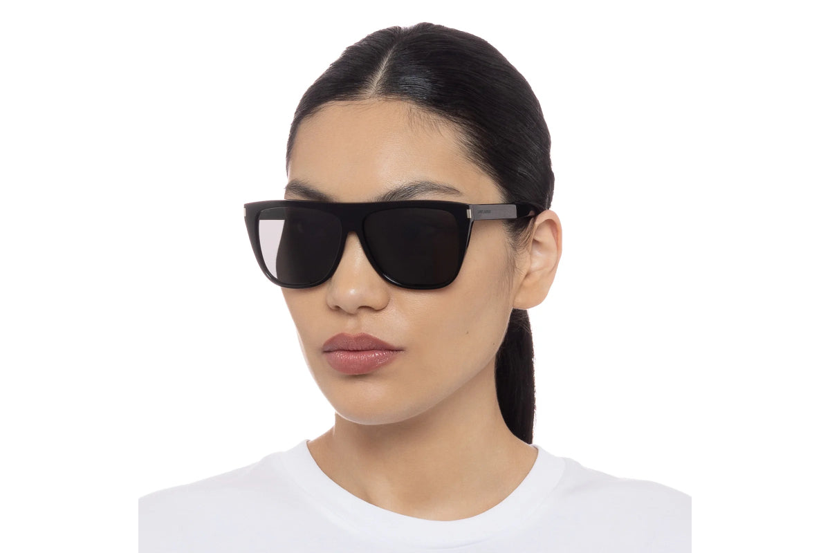 Yves Saint Laurent Lentes de Sol SL1002